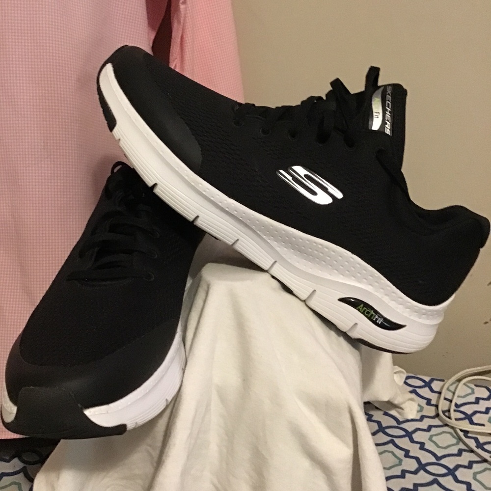 🔥Best offers, Skechers, Arch-Fit, in-cooler, new condition, size 14, see pics.